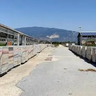 Oltre 20mila pannelli fotovoltaici lasciati in un terreno, denunce a Lamezia