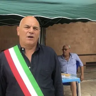 Punto nascita sospeso a Cetraro, il sindaco occupa l’ospedale