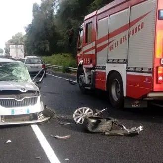 Polistena, grave incidente stradale fra un'auto e un furgone: due feriti