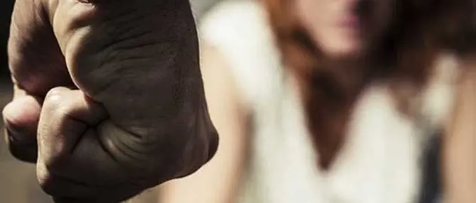 Nascondeva lo strazio con le fasce, il dramma di Joana trasformata in una schiava del sesso