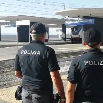 Controlli a tappeto su treni e stazioni calabresi: sanzioni e denunce