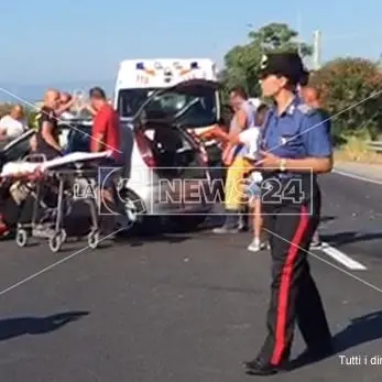 Ennesimo incidente sulla statale 106 a Roccella, cinque feriti