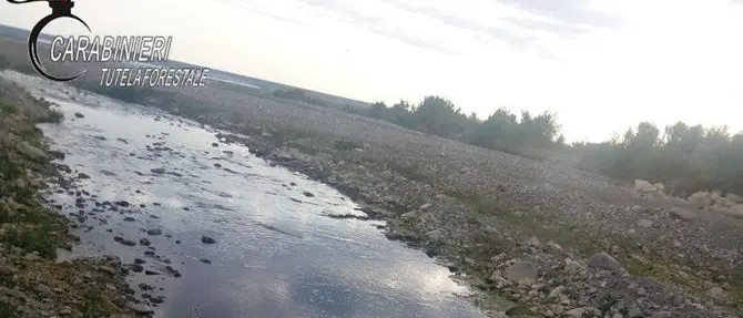 Scarichi fognari nel fiume Trionto a Crosia, scattano tre denunce