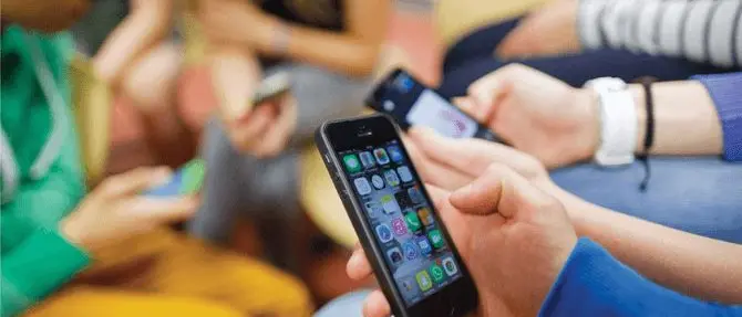 Tariffe telefoniche, il Codacons: «Aumenti fino al 54 percento»