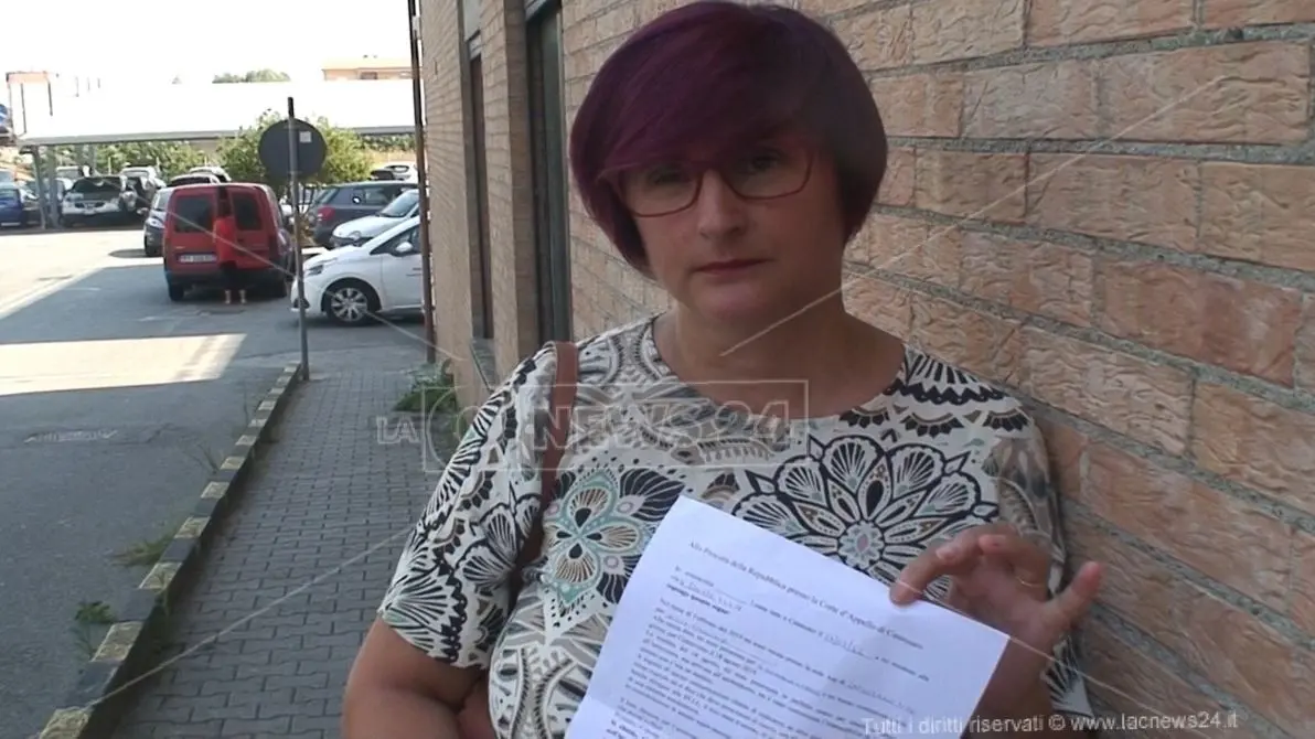 L'allarme di Luana: «In Calabria non ci si può curare, si muore prima»