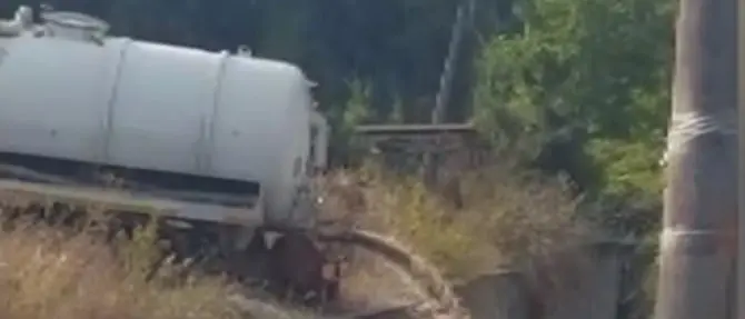 Cittanova, autospurgo sversa nel canale. Il sindaco: «È una fake news»