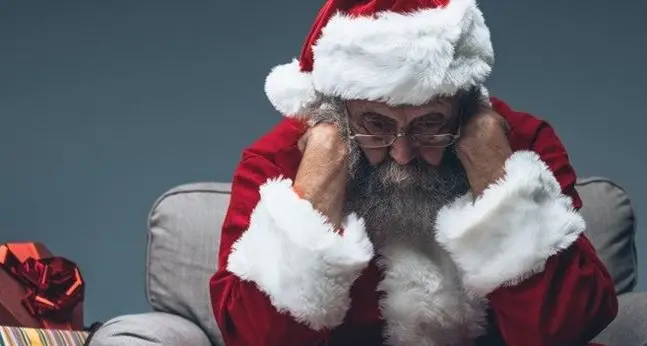 La malinconia dei giorni di festa: come sopravvivere al Natale