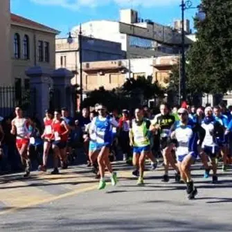La “corsa dei Babbo Natale” una giornata di sport e divertimento a Vibo
