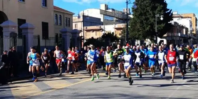 La “corsa dei Babbo Natale” una giornata di sport e divertimento a Vibo