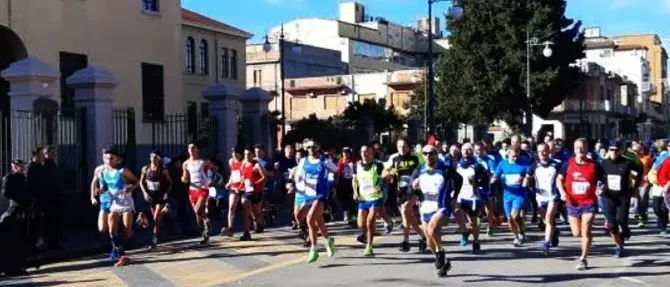 La “corsa dei Babbo Natale” una giornata di sport e divertimento a Vibo