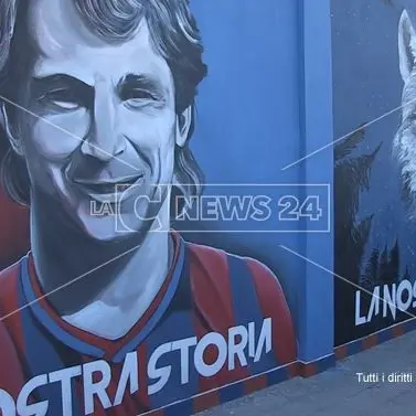 A Cosenza un murales dedicato a Denis Bergamini