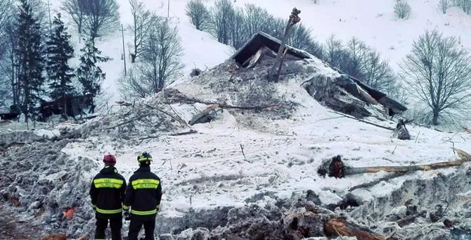 Rigopiano, 7 indagati per depistaggio: c'è anche il prefetto vicario di Crotone