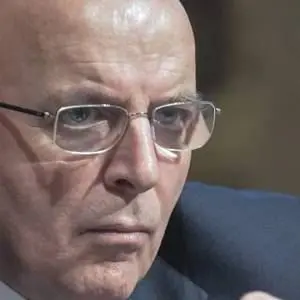 Crisi alla Regione, Mario Oliverio vuol restare in sella ma è ostaggio dei consiglieri