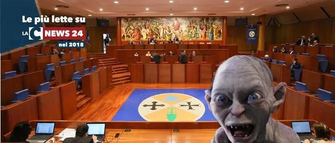 Vitalizi, consiglieri come Gollum: fingono di cambiare ma proteggono il “tesoooro”