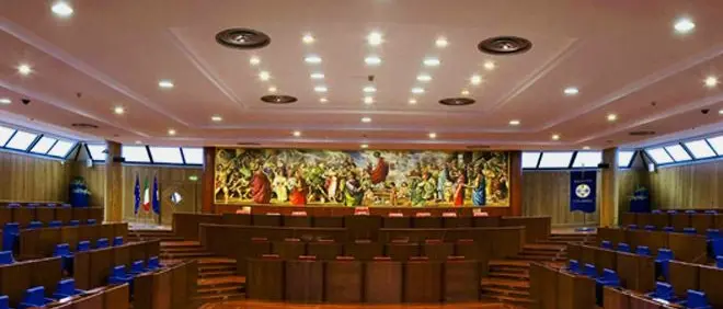 La Calabria non è una Regione per donne. Il Consiglio più maschilista d'Italia insabbia la riforma