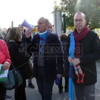 Lamezia, Uil: «Irregolare l’affidamento esterno del Piano esecutivo di gestione»