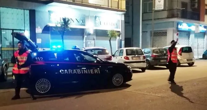 Accoltella il fratello al culmine di una lite, arrestato dai carabinieri