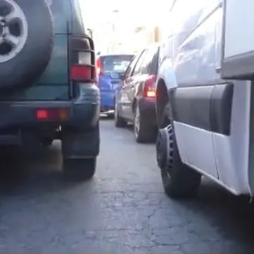 Cosenza in preda al caos, traffico bloccato in gran parte della città