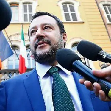 Salvini: «Sui migranti decido io. Decreto sicurezza? Non incontrerò i sindaci»