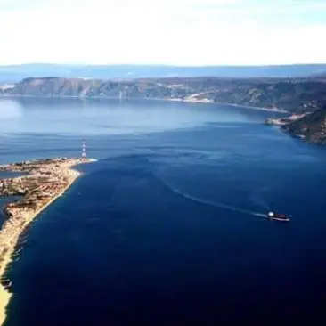 Stretto di Messina, il braccio di mare che divide la Calabria dalla Sicilia su Rai Storia