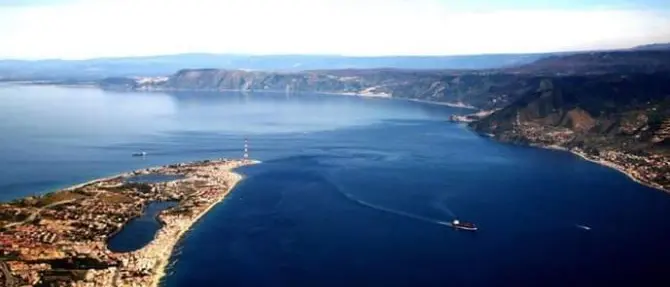Stretto di Messina, il braccio di mare che divide la Calabria dalla Sicilia su Rai Storia
