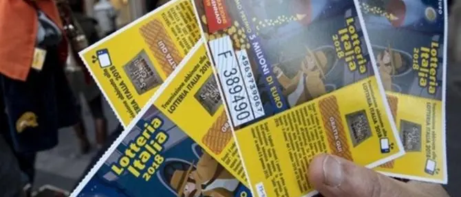 Venduti a Rende due biglietti vincenti della Lotteria Italia