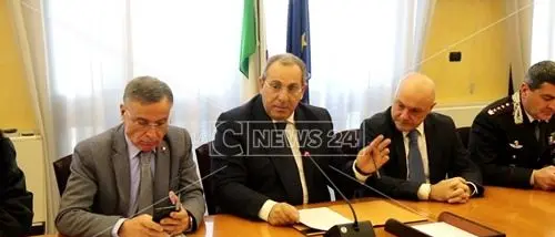 Le case dei boss ai migranti del ghetto di San Ferdinando