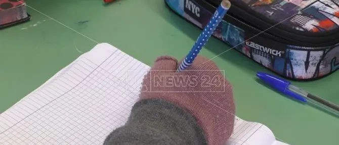 Lamezia, blitz di Alecci al Maggiore Perri: termosifoni ripartiti