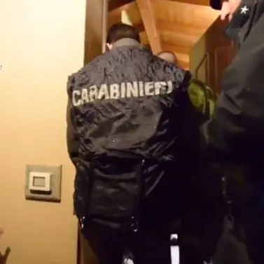 ‘Ndrangheta, la faida delle cosche per il controllo della Presila: 12 fermi