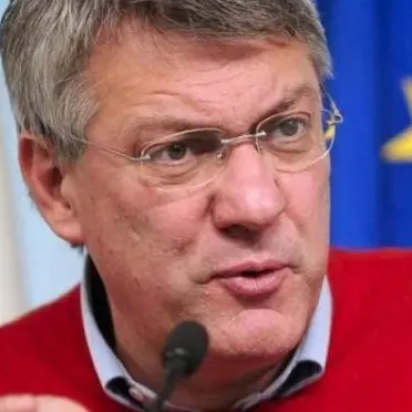 Cgil, Maurizio Landini alla tendopoli di San Ferdinando