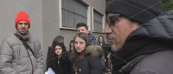 Catanzaro, aule ancora al freddo: studenti in protesta