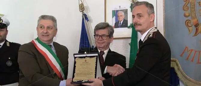 Salvò dal suicidio un giovane, oggi l’encomio solenne al carabiniere eroe