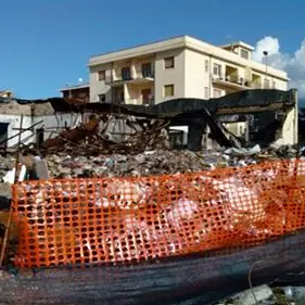 Amianto a Gallico, da 35 giorni ancora sulla spiaggia