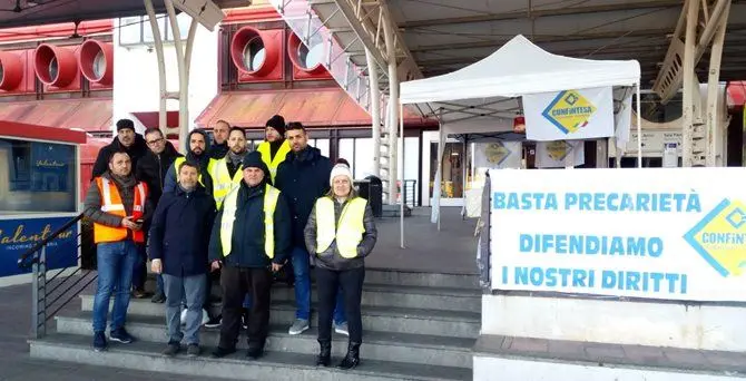 Stagionali Sacal, Confintesa: «Protesta a oltranza. Vogliamo garanzie»
