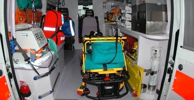 Catanzaro, va deserta la gara dell'Asp per le ambulanze del 118