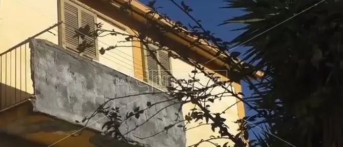 Scalea, famiglie nella disperazione: «Dateci le case che ci spettano»