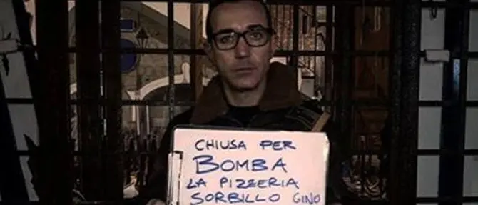 La storica pizzeria situata nel cuore di Napoli «chiusa per bomba»