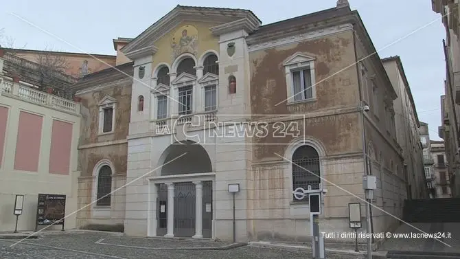 Bonisoli a Cosenza come turista non come ministro