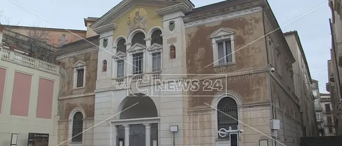 Bonisoli a Cosenza come turista non come ministro