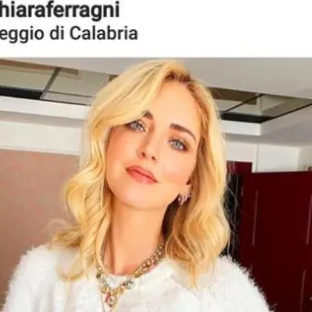 Chiara Ferragni in Calabria rilancia la sua visita su Instagram: «Prima volta qui»