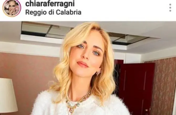 Chiara Ferragni in Calabria rilancia la sua visita su Instagram: «Prima volta qui»