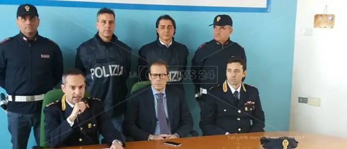 Ucciso dal rivale in amore perché non si rassegnava alla fine della relazione con l’ex