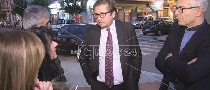 Morra a Cosenza: «I calabresi hanno diritto alla salute come tutti gli italiani»