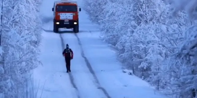 Corre per 40 chilometri a -52 gradi, l’impresa siberiana dell’italiano Venturini