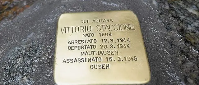 Pietra d'inciampo per il calciatore antifascista del Cosenza deportato