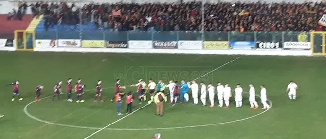 Vibonese-Catanzaro finisce 0-0: al “Razza” vincono amicizia e spettacolo