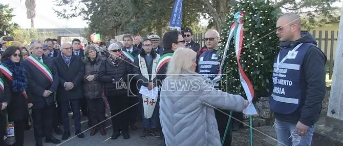«Stiamo dimenticando la nostra umanità»: il monito del vescovo di Rossano