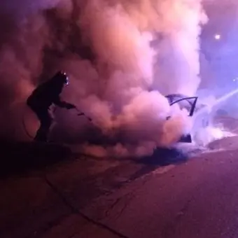 Auto in fiamme a Gimigliano