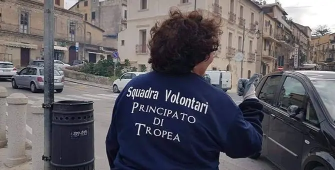 Tropea, una domenica all’insegna del volontariato per amore del paese