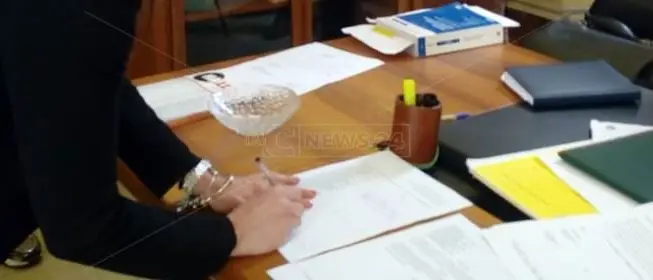 Vibo, l’era Costa finisce in anticipo. Dimissioni in massa dei consiglieri